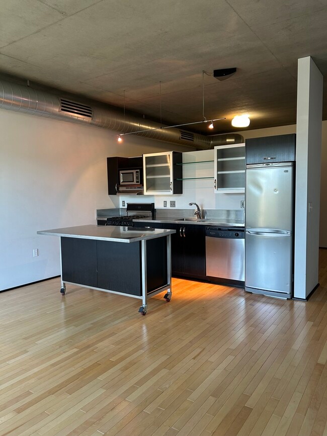Kitchen - 1410 NW Kearney St