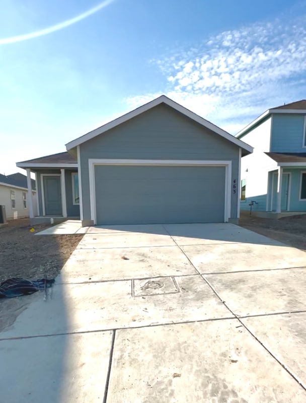 Building Photo - 463 Sarah Wy