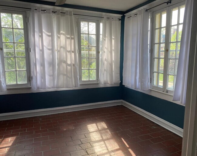 Foto del edificio - 2128 N Pennsylvania St