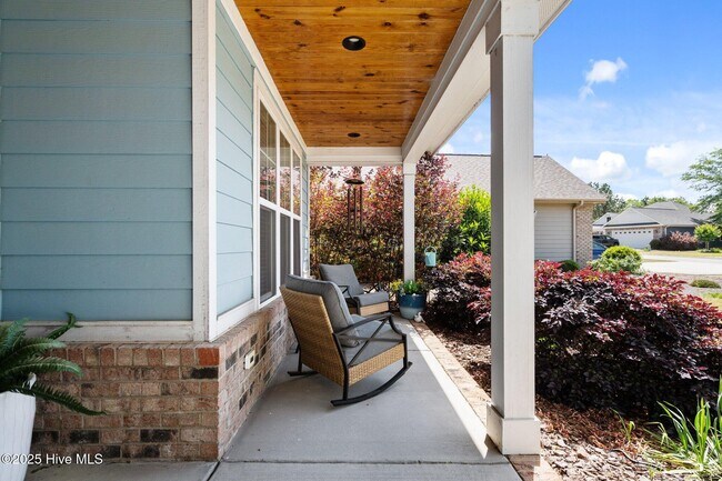 Foto del edificio - 130 Heath Ct
