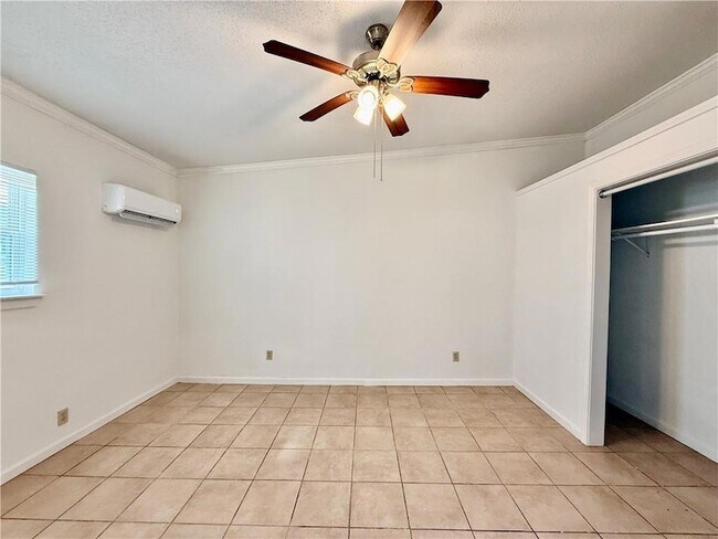 Foto del edificio - 5504 Canal Blvd