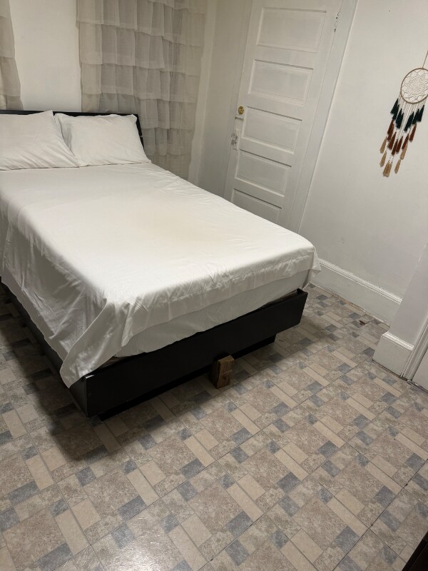 Foto principal - 27 Osgood Ave