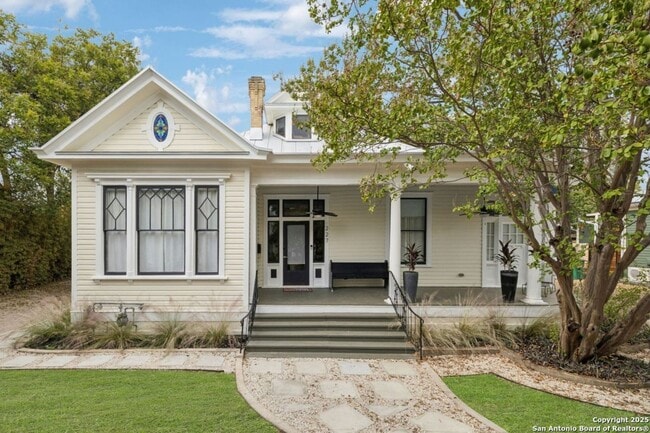 HISTORIC CHARM IN KING WILLIAM - HISTORIC CHARM IN KING WILLIAM Townhome