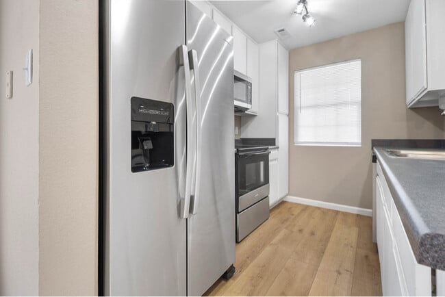 Building Photo - 1502 Cornerstone Ct