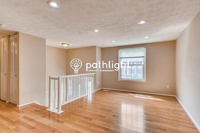 Foto del edificio - 8403 Tachbrook Rd, Nottingham, MD, 21236
