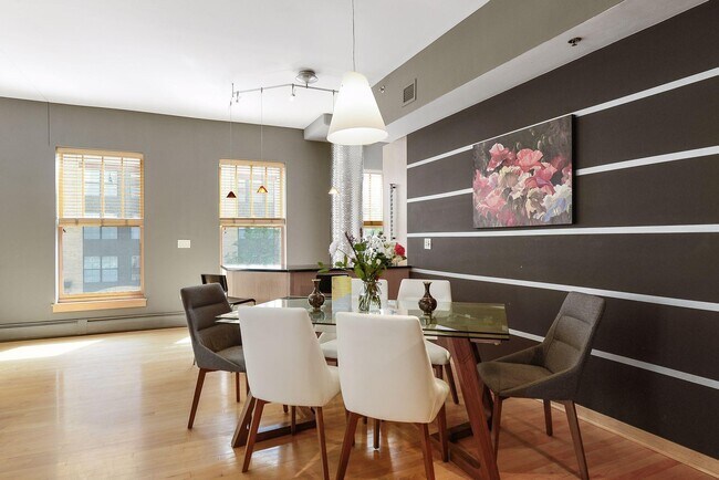 Foto del edificio - 408 N 1st Street 401