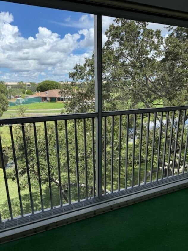 Foto principal - 1001 SW 128th Terrace