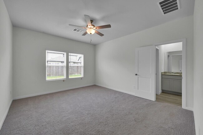 Building Photo - 14309 Ash Tree Dr