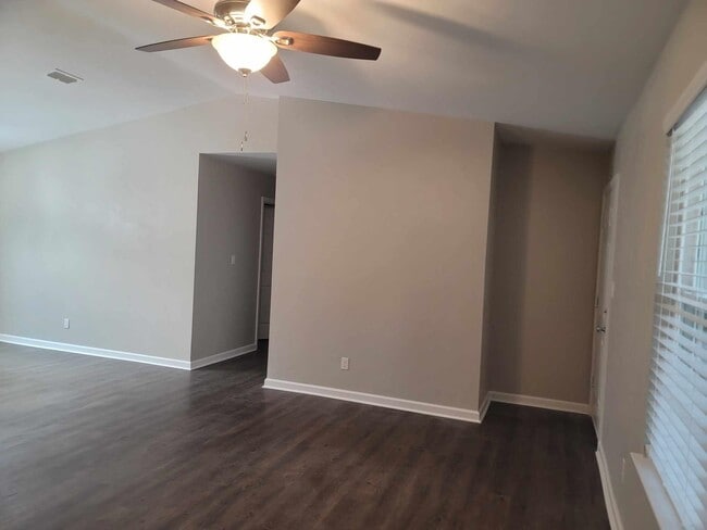 Building Photo - 3727 Caracus Ct