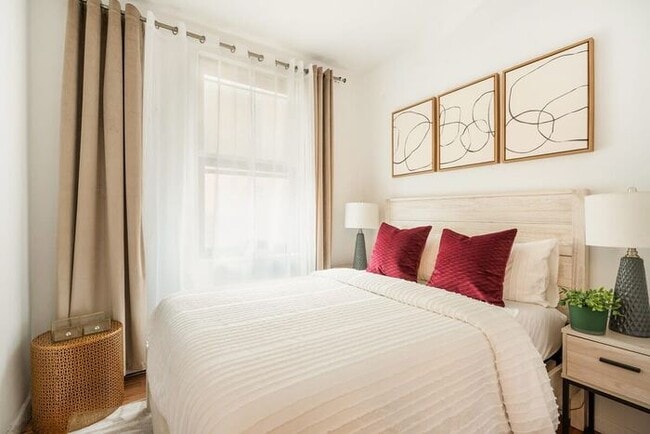 Building Photo - 2BR Prime West village Newly furnished Bes...