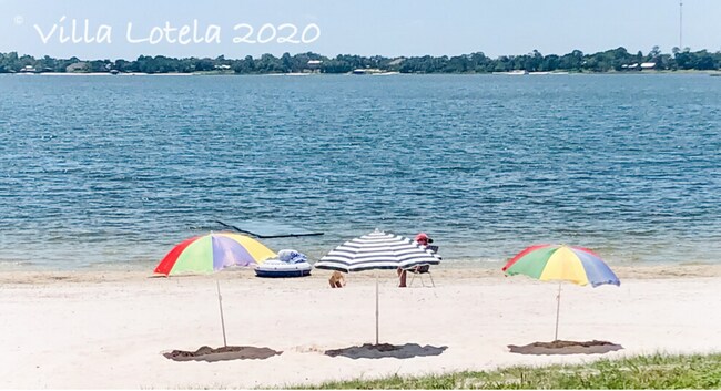 Pretty day at the lake! - 636 E Cornell St