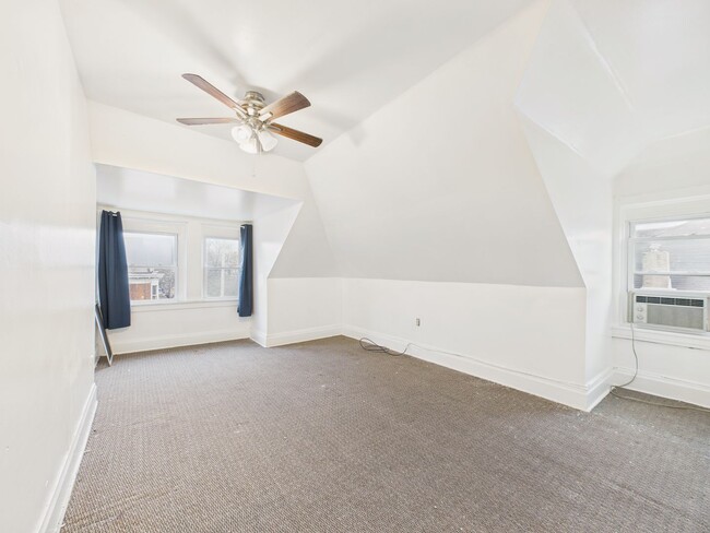 Building Photo - 2318 N 5th St