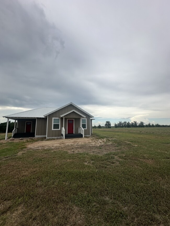 Building Photo - 12201 Emshoff Rd