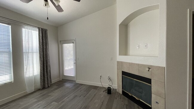 Building Photo - 9975 Peace Way