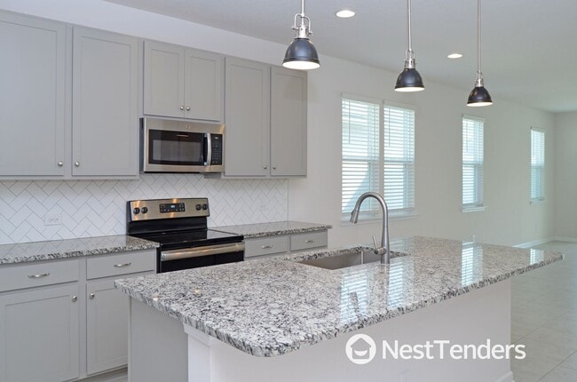 Building Photo - 95511 Hanover Ct