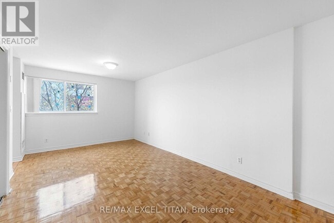 Building Photo - 1407 Dupont St