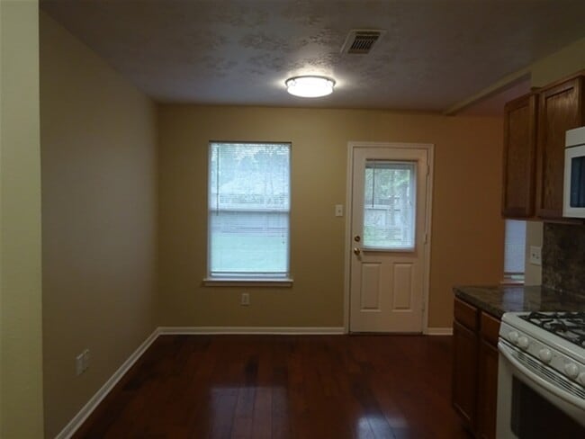 Building Photo - 7111 Brown Bark