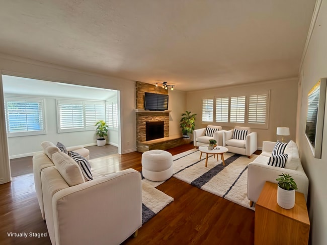 Building Photo - Beautifully updated 3bed/2bath Single-Level Ranch Home on Spacious 8,400 sq. ft. lot!