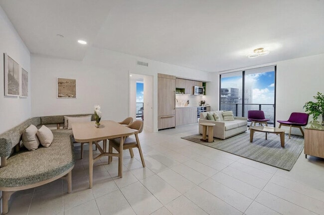 Foto del edificio - 121 NE 5th St