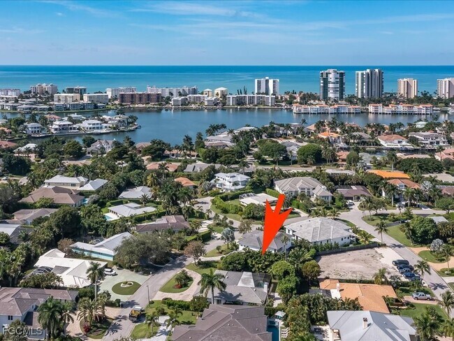 Foto del edificio - 635 Fountainhead Ln