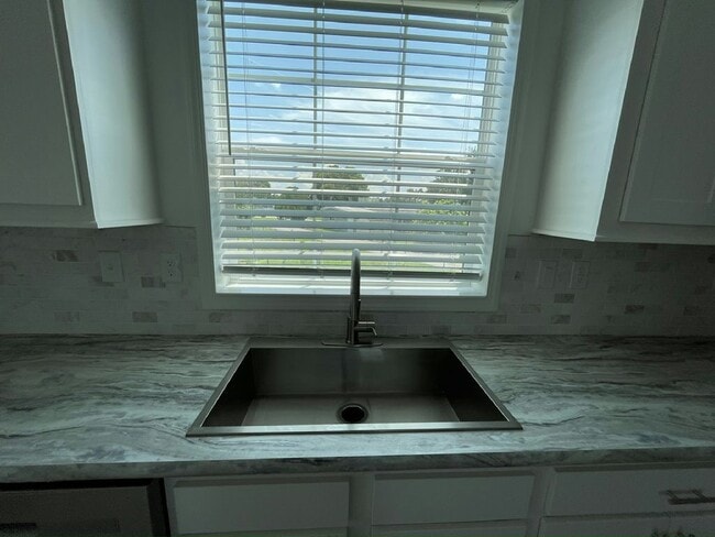 Foto del edificio - 2914 Stallion Ct