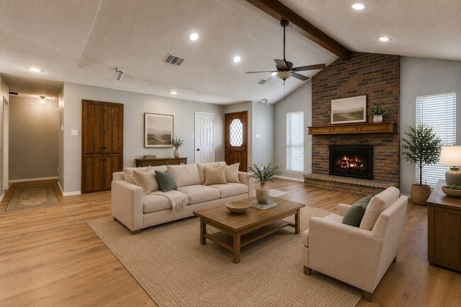 Building Photo - 8 Winding Creek Ct