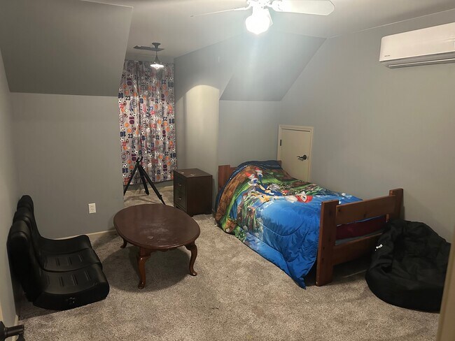 Foto del edificio - 2140 Old Highway 50