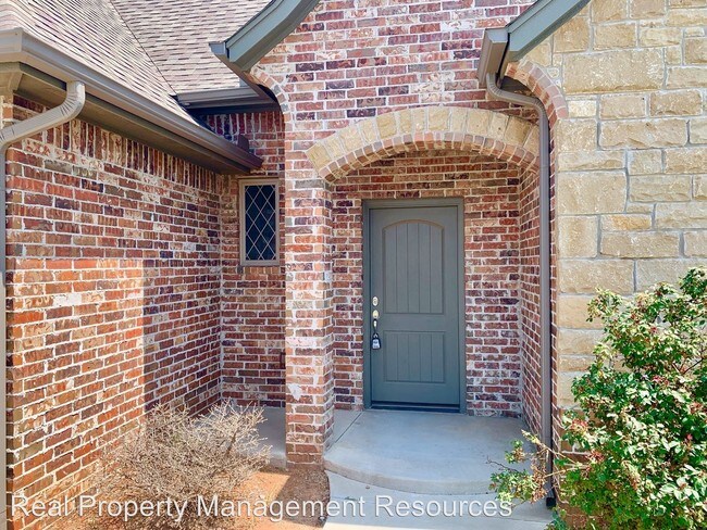 Building Photo - 3 br, 2.5 bath House - 17604 Braken Dr