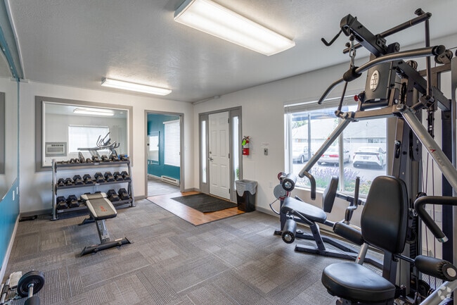 Fitness Center - Beaumont & Biltmore Apartments