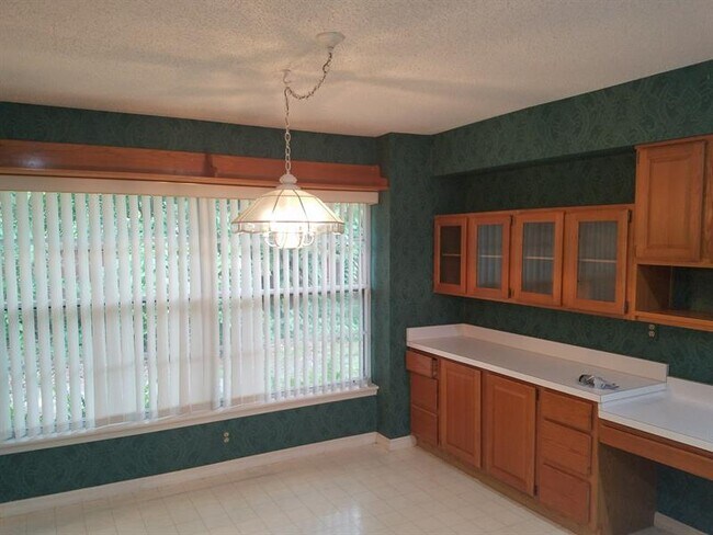 Building Photo - 2166 Eagles Rest Dr