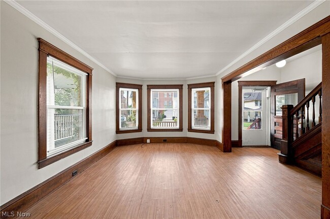 Building Photo - 1373 Thoreau Rd