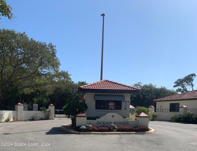 Foto del edificio - 8757 Ilex Ct