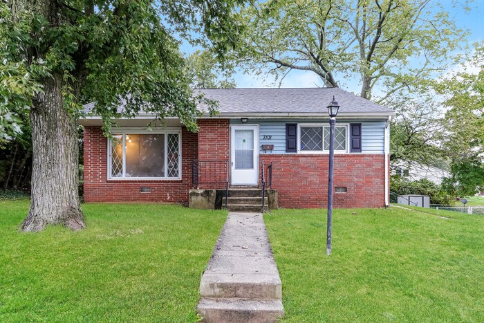 Primary Photo - 7101 Minna Rd