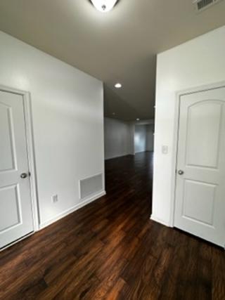 Foto del edificio - 255 Wilmore Dr