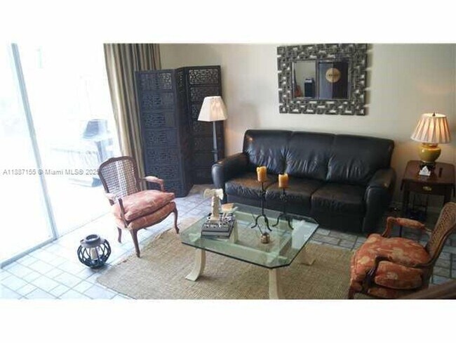 Foto del edificio - 2040 Pompeii Ct