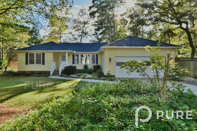 Primary Photo - 429 Edgewater Dr