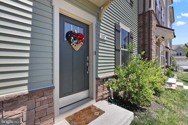 Building Photo - 1107 Lawler Dr