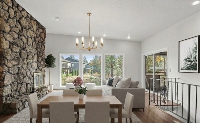 Foto del edificio - 4306 N Ella Rd