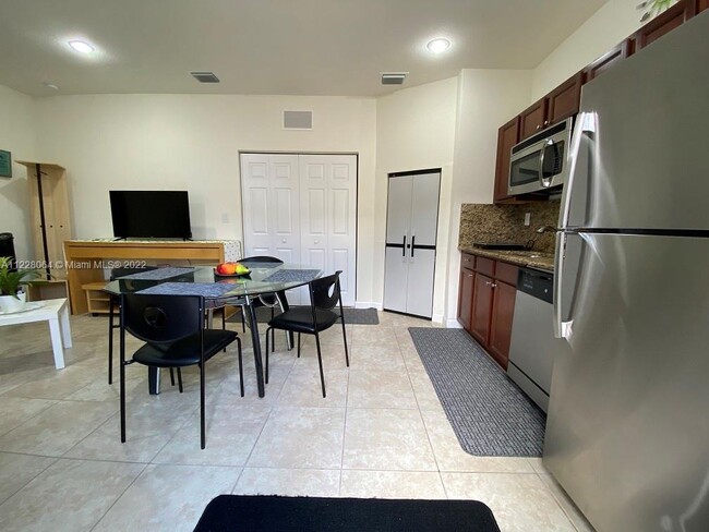 Building Photo - 11480 SW 151st Path