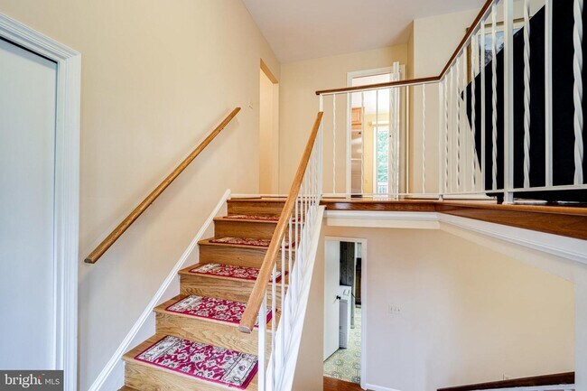 Foto del edificio - 8228 Riverside Rd