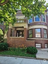 Building Photo - 6611 S Minerva Ave