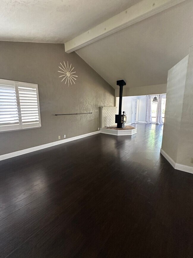Foto del edificio - Welcome to your dream rental in Auburn!