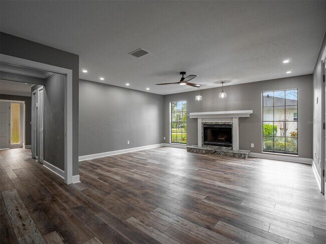 Foto del edificio - 4110 N River View Ave
