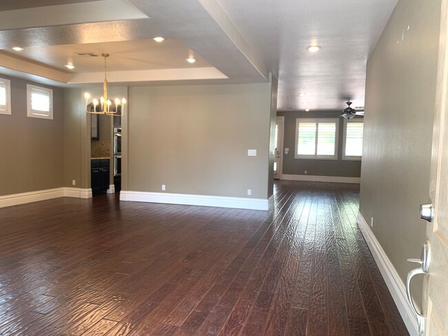 Foto del edificio - Four Bedrooms, Loft, and Downstairs Bedroo...
