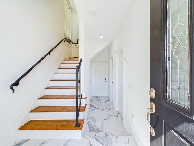 Foto del edificio - 2216 Mason St