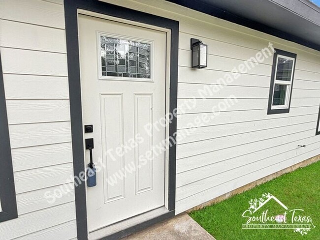 Foto del edificio - 5260 Landry Ln