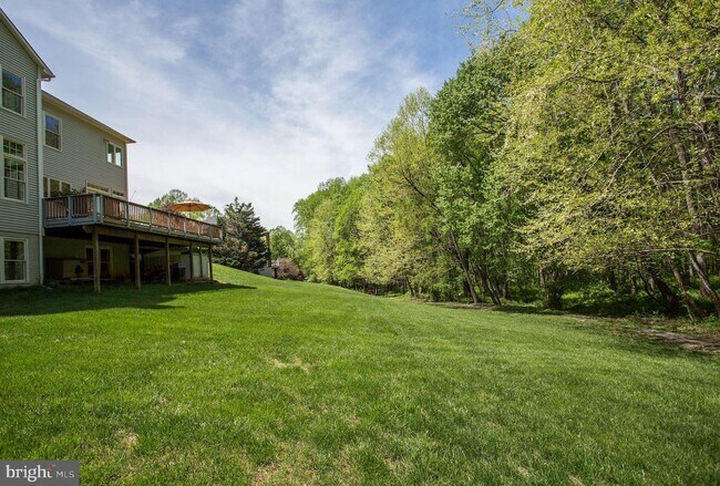 Building Photo - 9708 Brookstone Ln