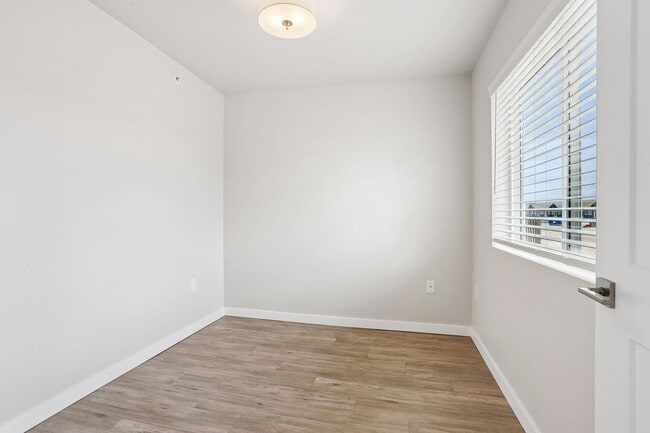 Interior Photo - 1580 Main Townhomes and Apartments