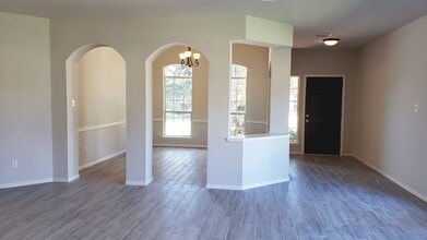 Building Photo - 3710 Ransom Rd