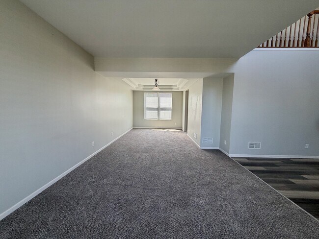 Building Photo - 367 Bertram Dr